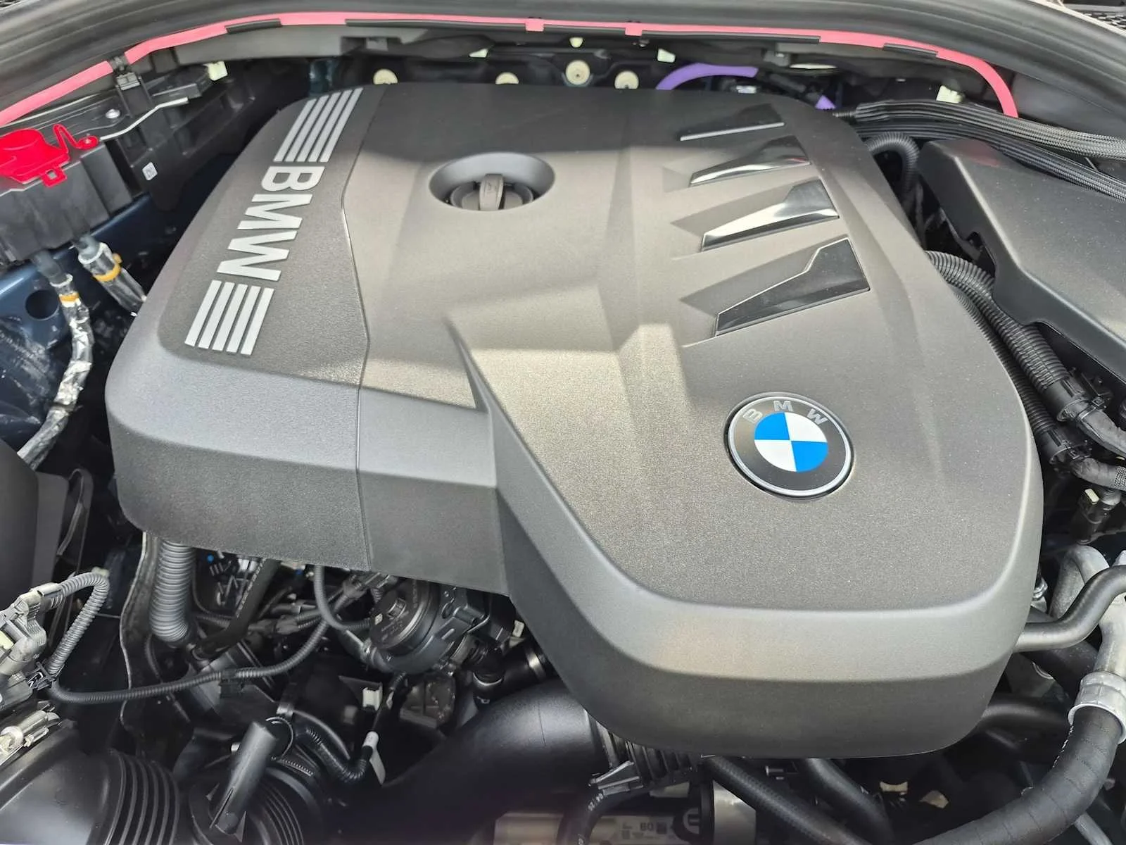 New 2026 Arctic Race Blue metallic BMW 30 xDrive image 14