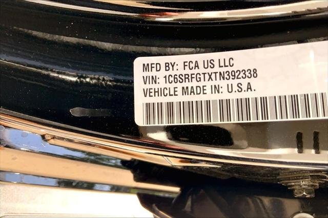 New 2026 Diamond Black Crystal Pearl-Coat Exterior Paint RAM Express image 19