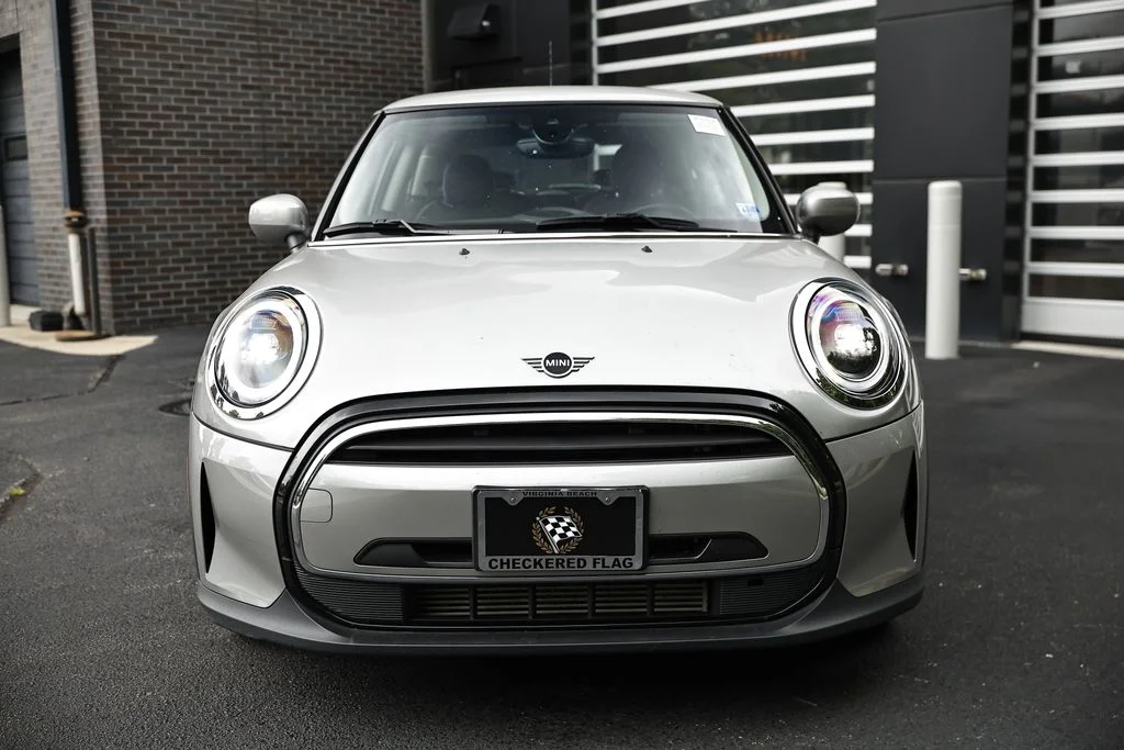 Used 2024 Melting Silver III Metallic MINI Signature image 12