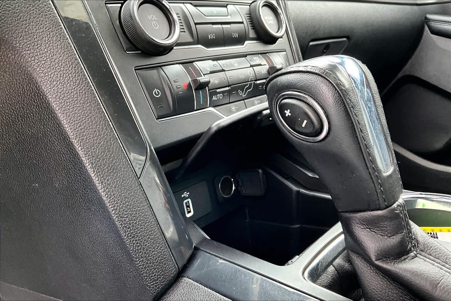 Used 2018 Blue Metallic Ford XLT image 35