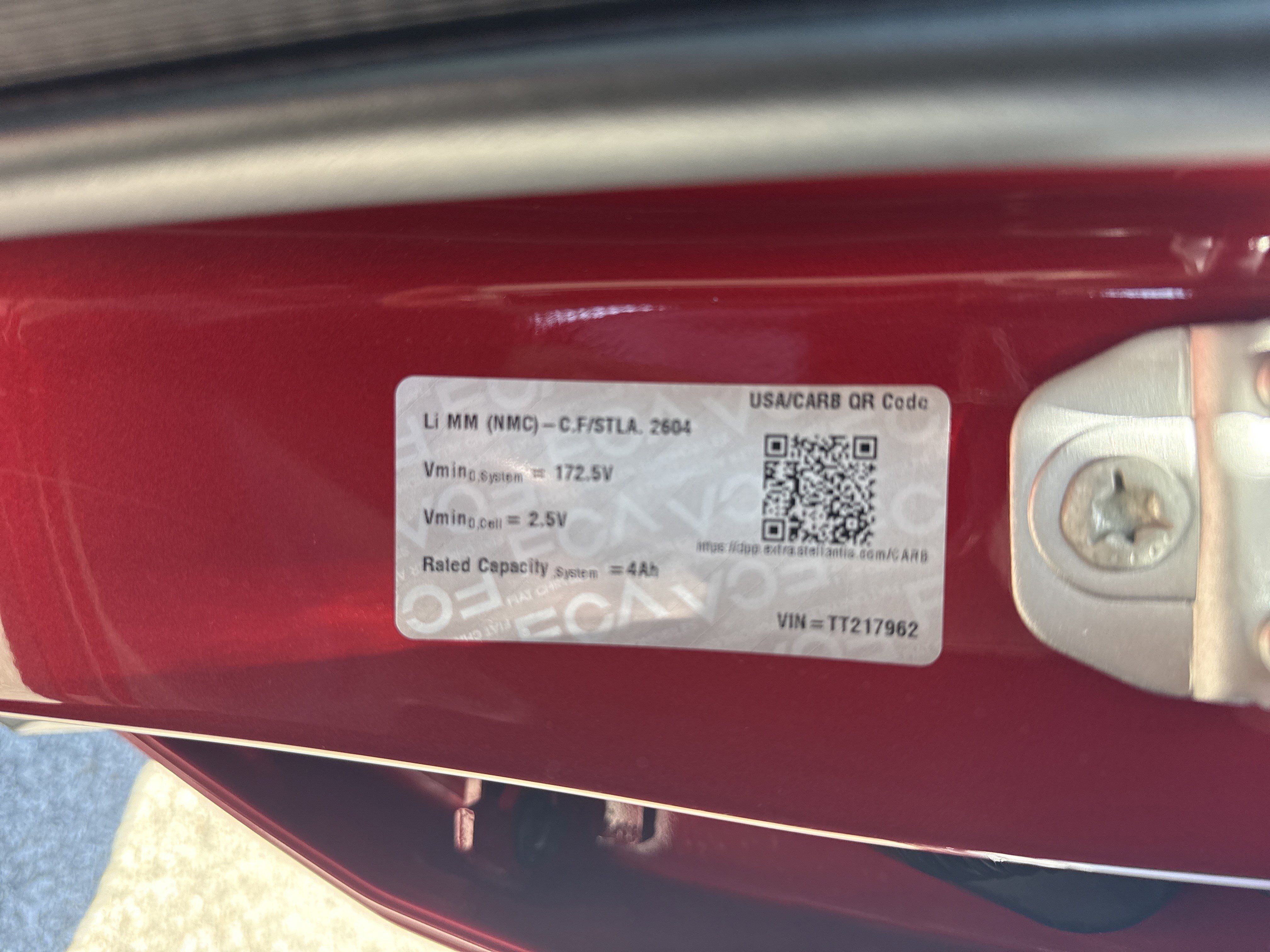 New 2026 Red Hot Pearl-Coat Exterior Paint Jeep Limited image 17