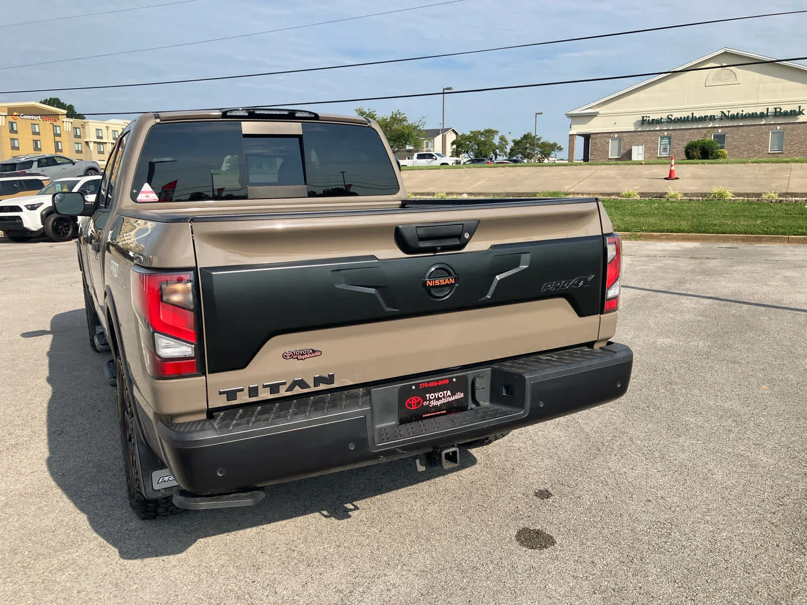 Used 2021 Baja Storm Nissan PRO-4X image 6