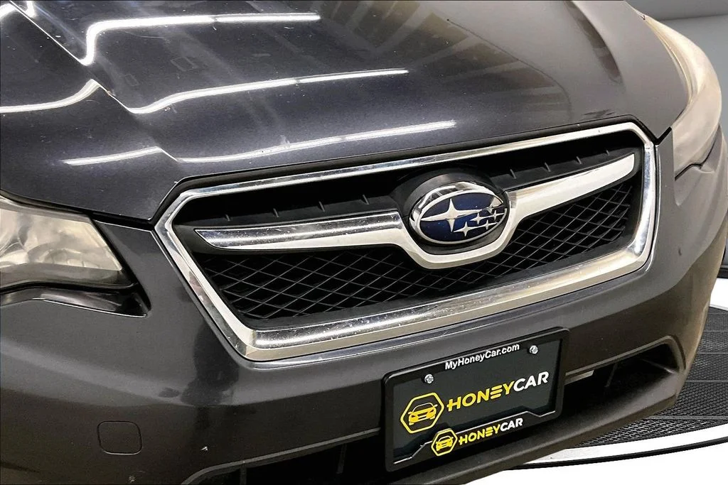 Used 2015 Gray Subaru 2.0i Limited image 30