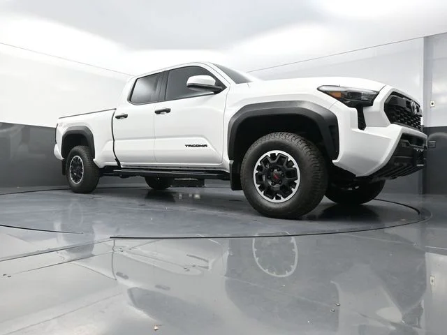 Used 2025 White Toyota TRD Off-Road image 34