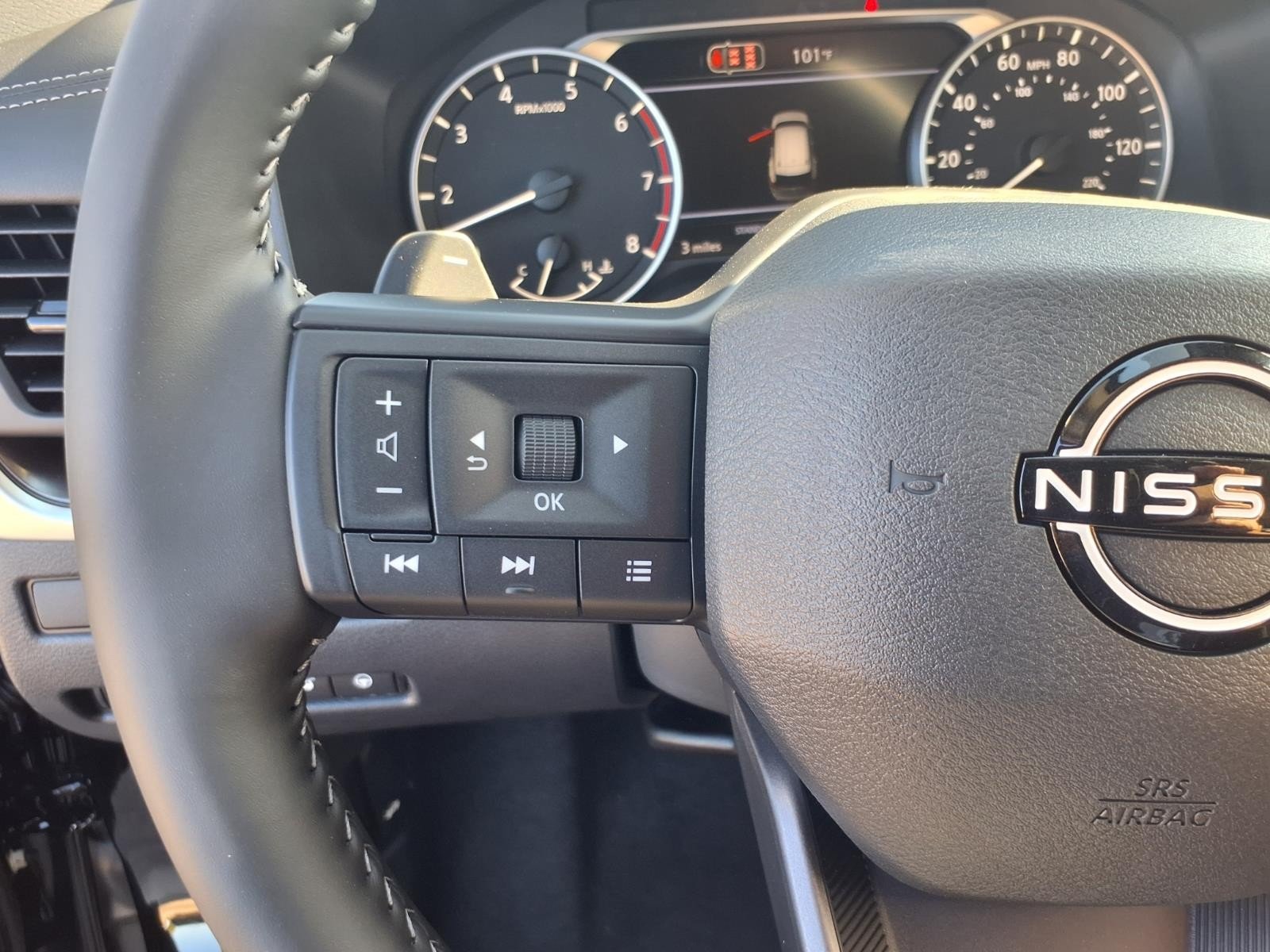 2026 Nissan Rogue photo 16 of 26