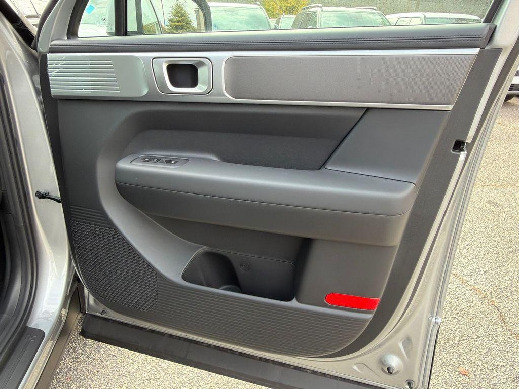 New 2026 Silver Hyundai SE image 14