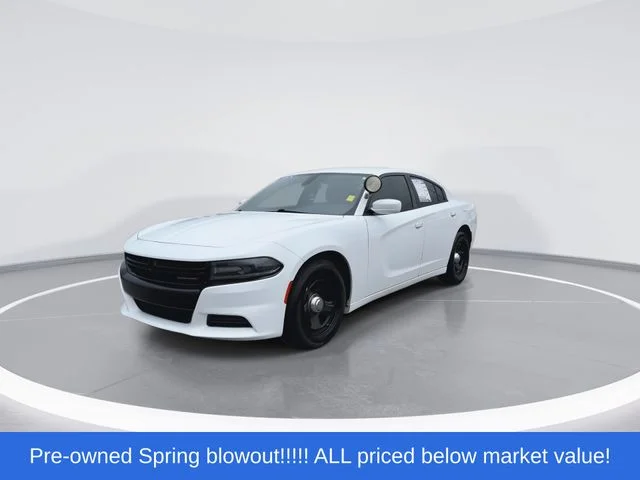 Used 2017 White Dodge Police image 4