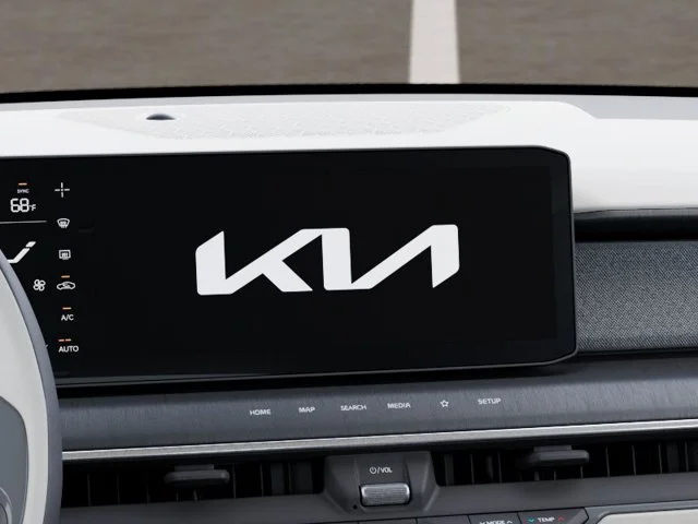 New 2026 White Kia Wind image 20
