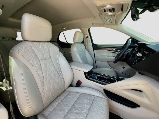 Used 2022 Sapphire Metallic Buick Avenir image 15