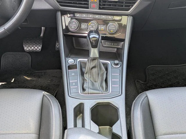 Used 2023 Silver Volkswagen 1.5T SE image 17