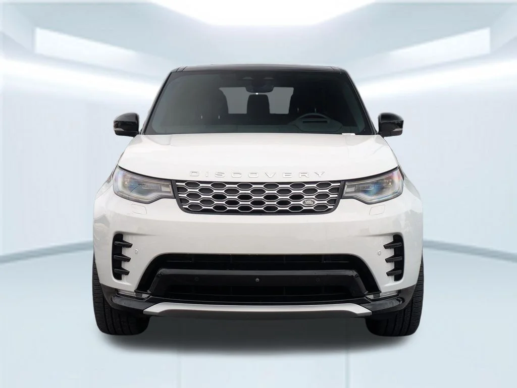 Used 2025 White Land Rover Metropolitan Edition image 8