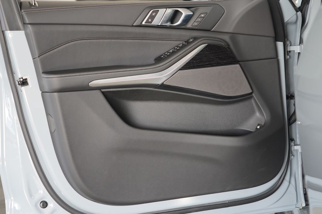 New 2026 Brooklyn Grey Metallic BMW xDrive50e image 10