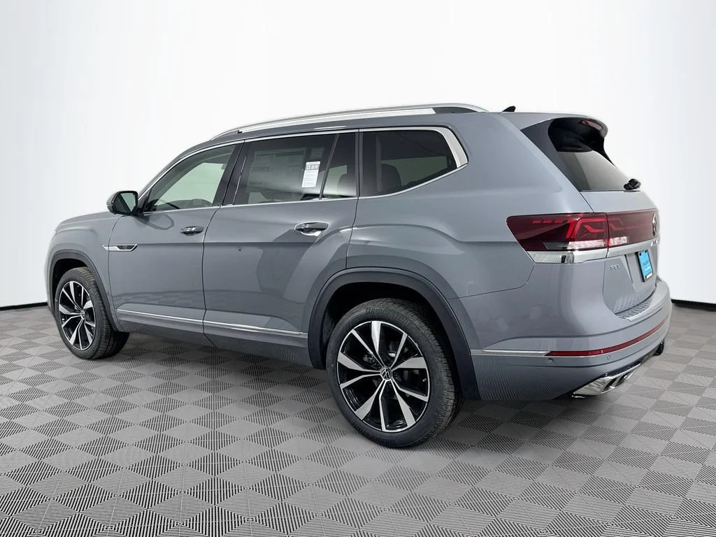2026 Volkswagen Atlas SEL Premium R-Line - Photo 13