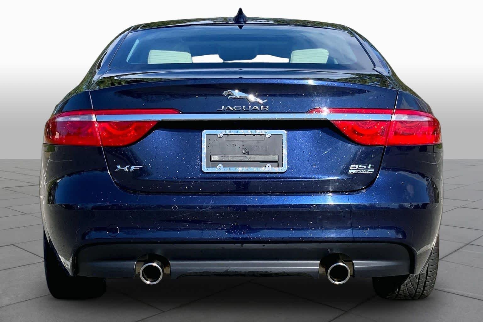 Used 2018 Loire Blue Metallic Jaguar 35t Prestige image 5