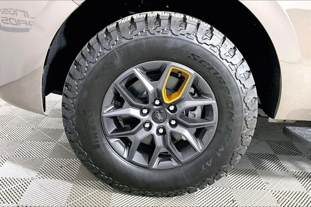 New 2027 Marsh Gray Ford Tremor® image 11