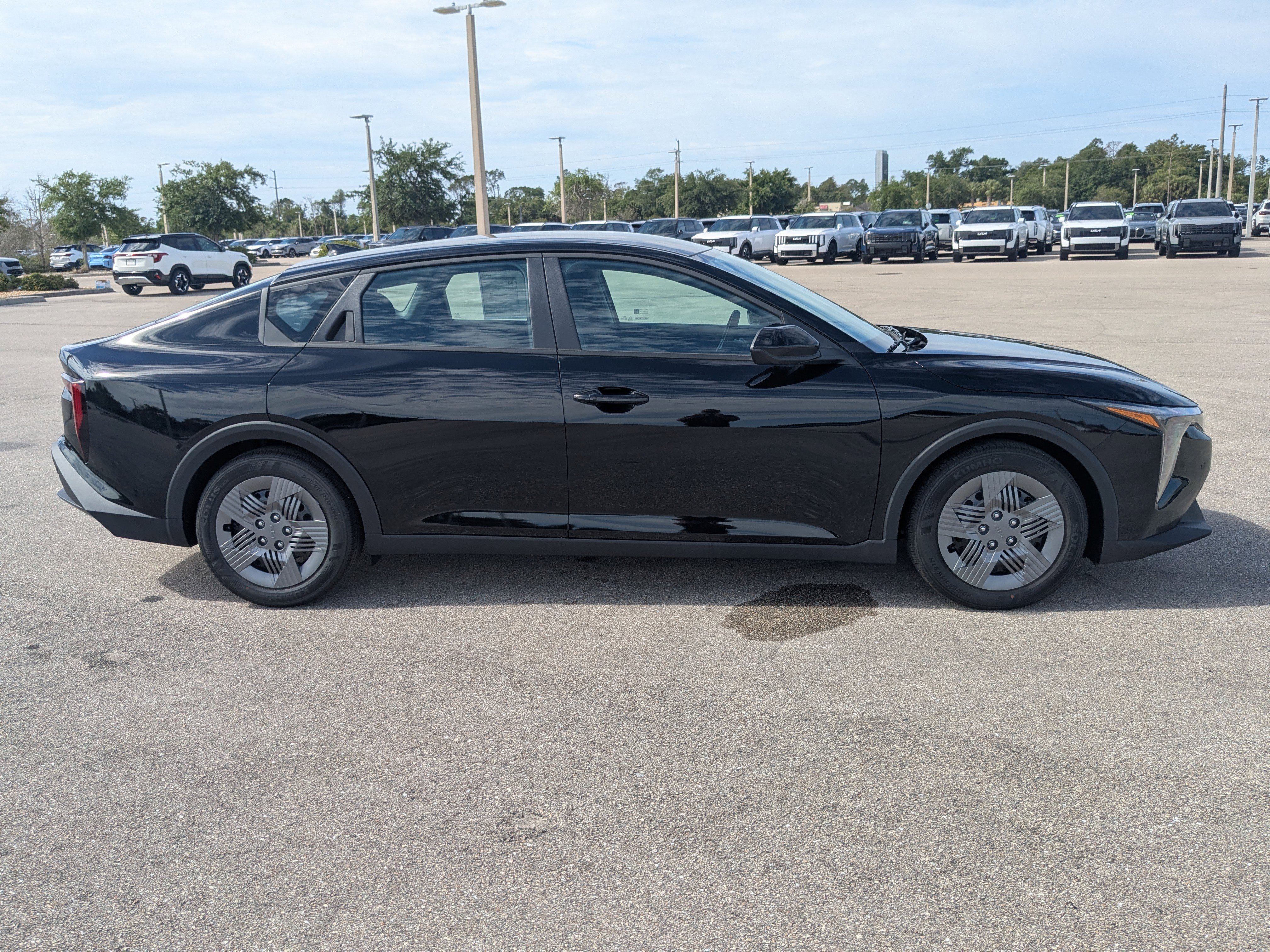 New 2026 Aurora Black Pearl Kia LX image 4