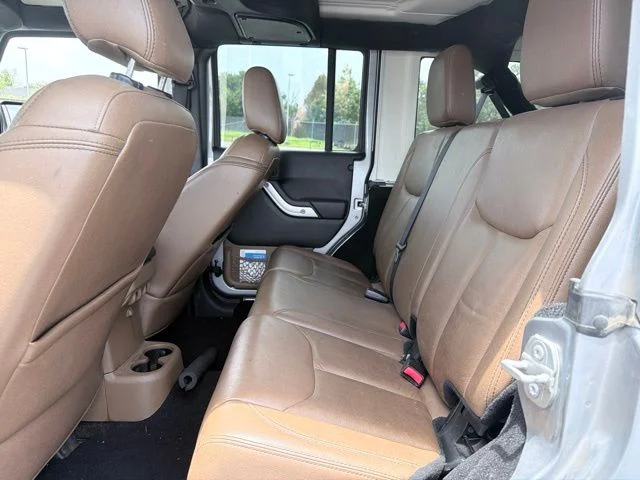 Used 2016 Billet Silver Metallic Jeep Unlimited Sahara image 11