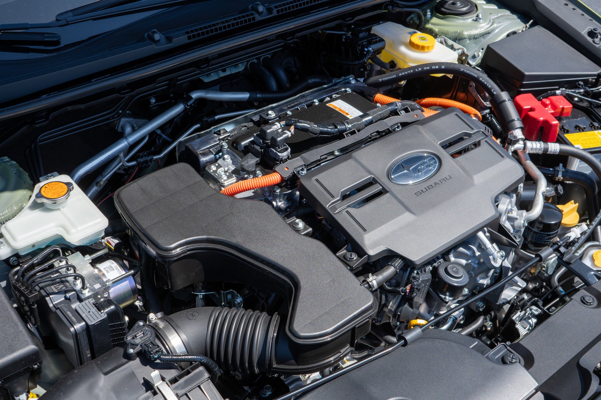 New 2026 CITRON YELLOW PEARL Subaru Limited Hybrid image 34