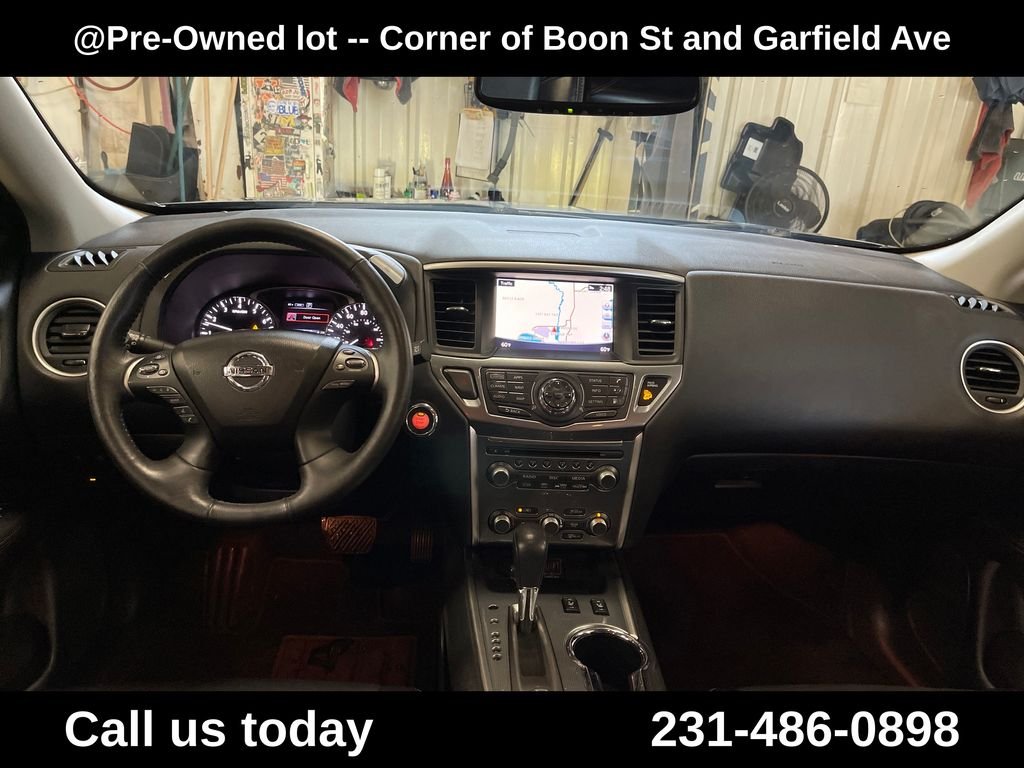 Used 2020 Gray Nissan SL image 18