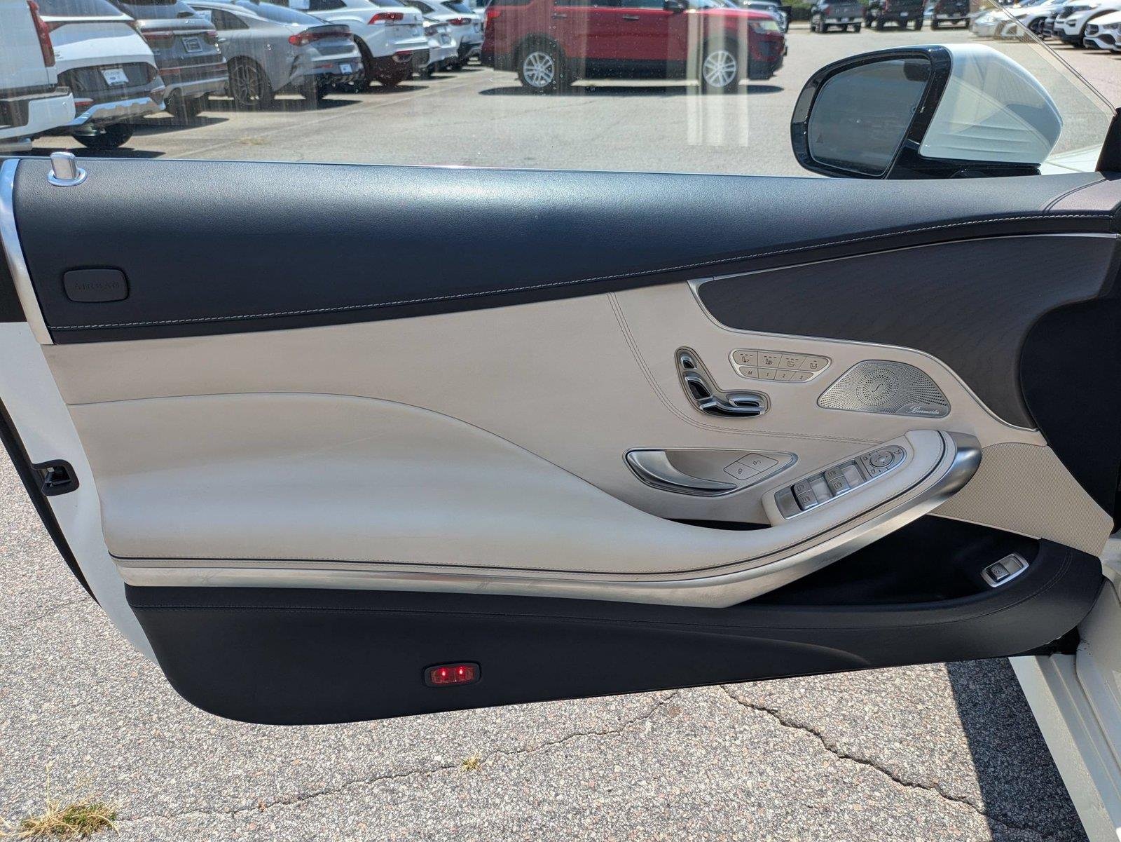 Used 2018 designo Diamond White Metallic Mercedes-Benz S 560 image 12
