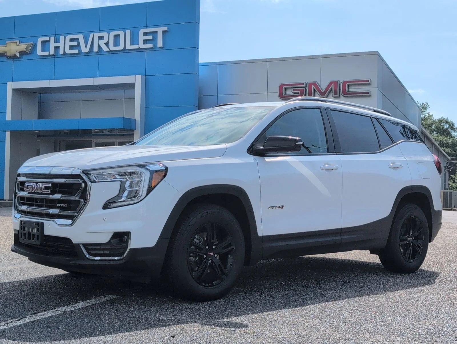 2024 GMC Terrain AT4 AWD's photo