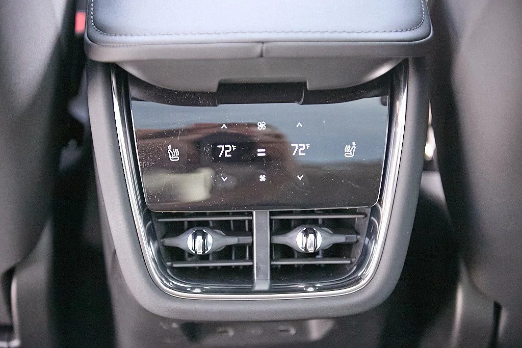 2025 Volvo EX90 Ultra - Photo 24