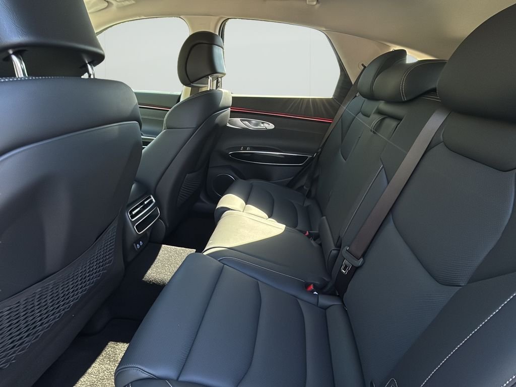 2026 GENESIS GV70 Standard - Photo 16