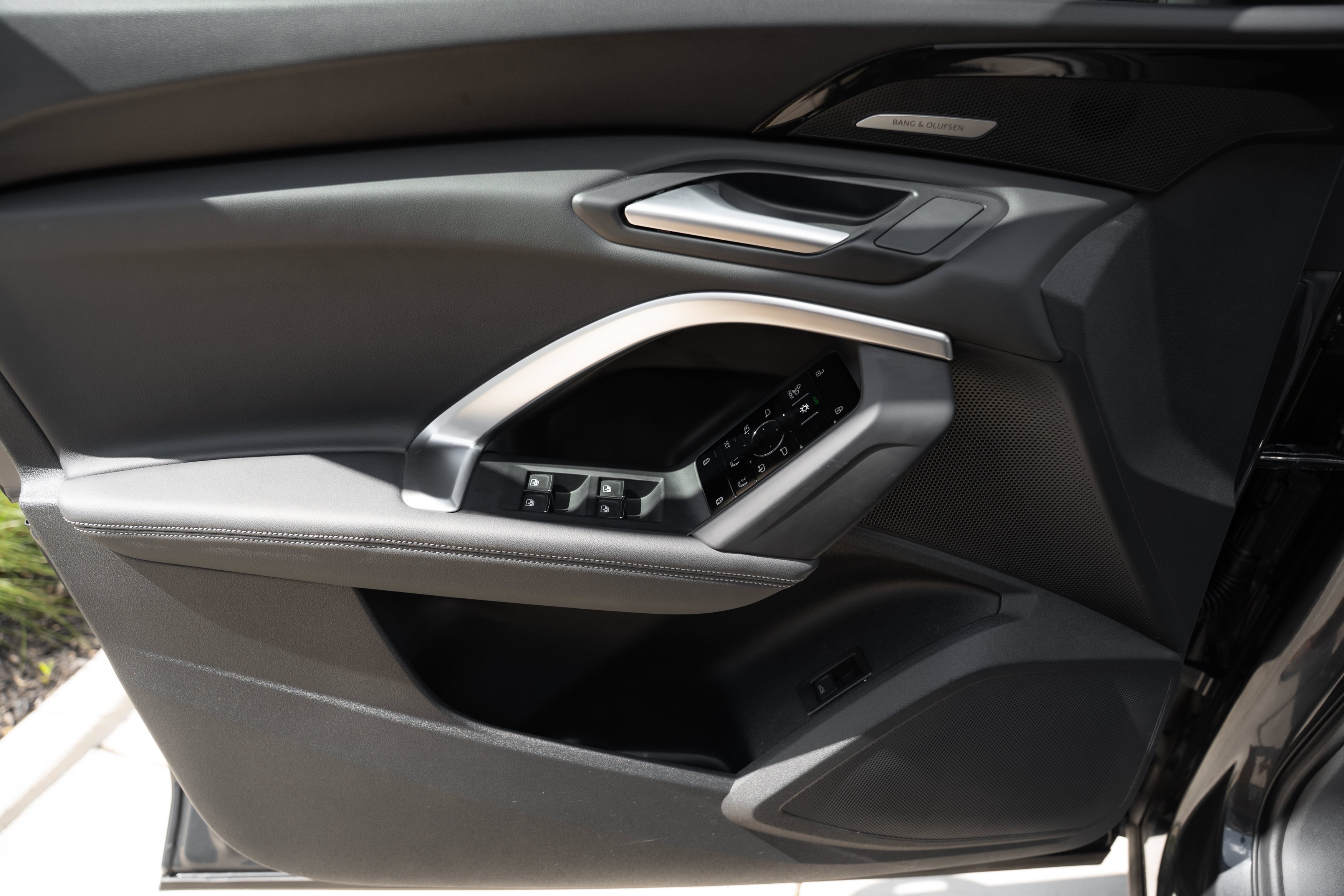 Certified Used 2025 Tambora Gray Metallic Audi Premium Plus image 19