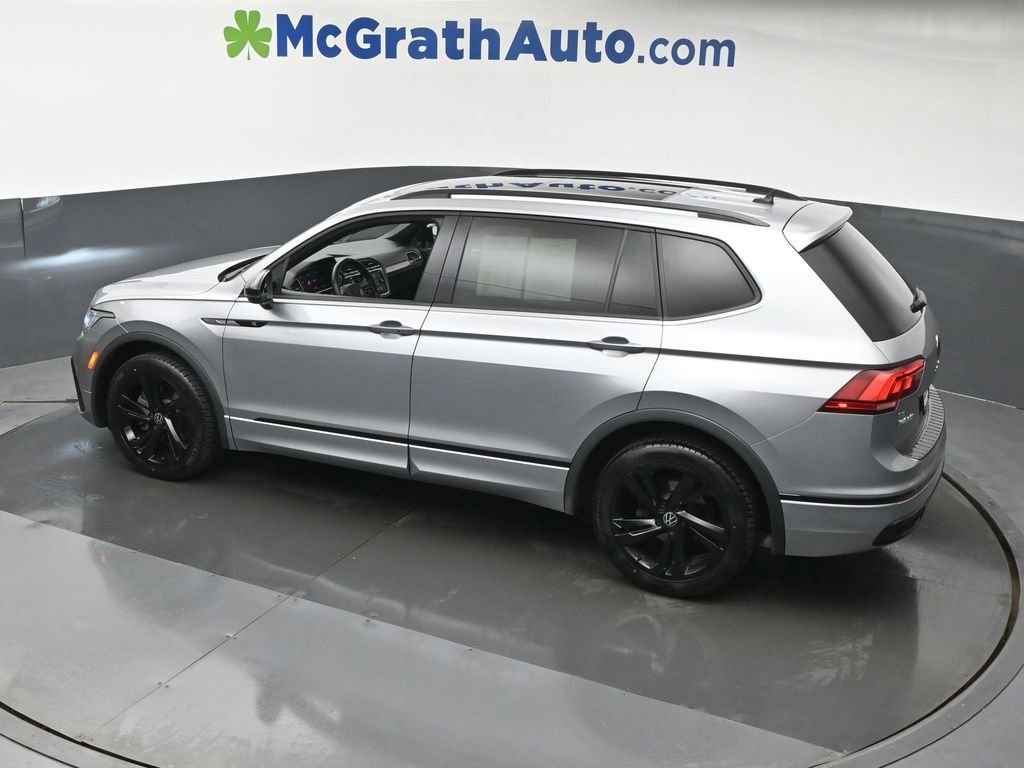 Used 2023 Silver Volkswagen 2.0T SE R-Line Black image 25