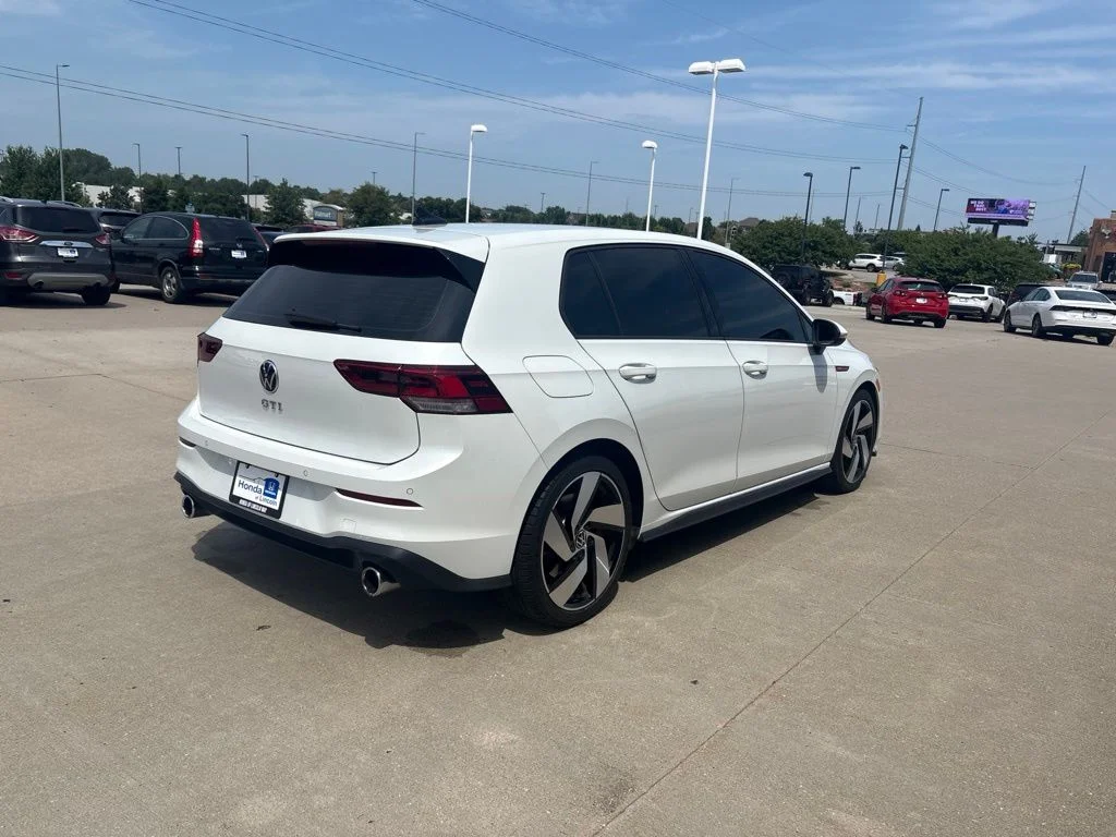 Used 2022 White Volkswagen 2.0T S image 5