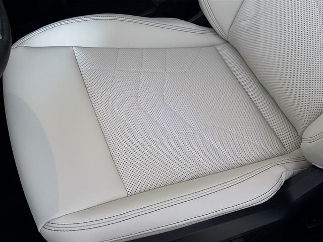 Used 2026 Red BMW xDrive28i image 19