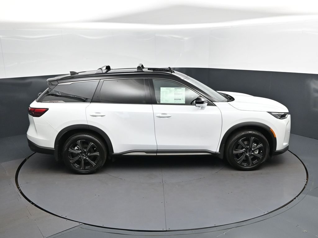 New 2027 2T RAD WHT INFINITI Autograph AWD image 36