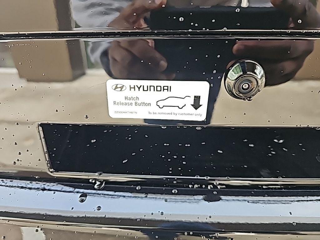 New 2026 Black Hyundai Limited AWD image 44
