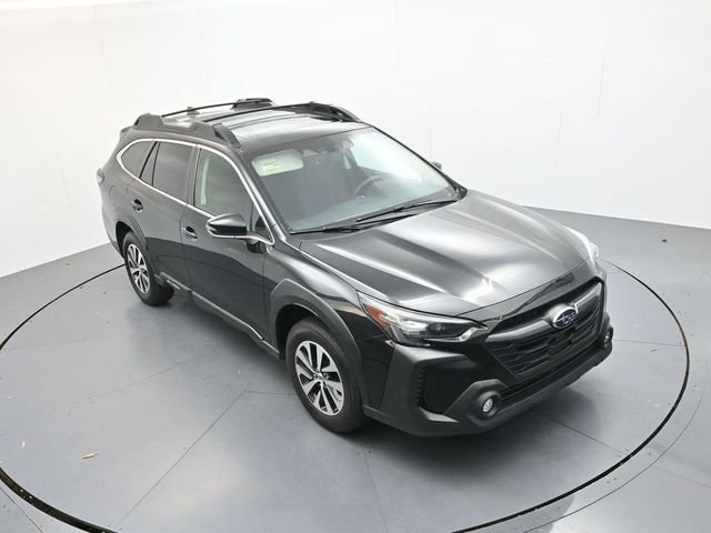 Used 2024 Crystal Black Silica Subaru Premium image 20