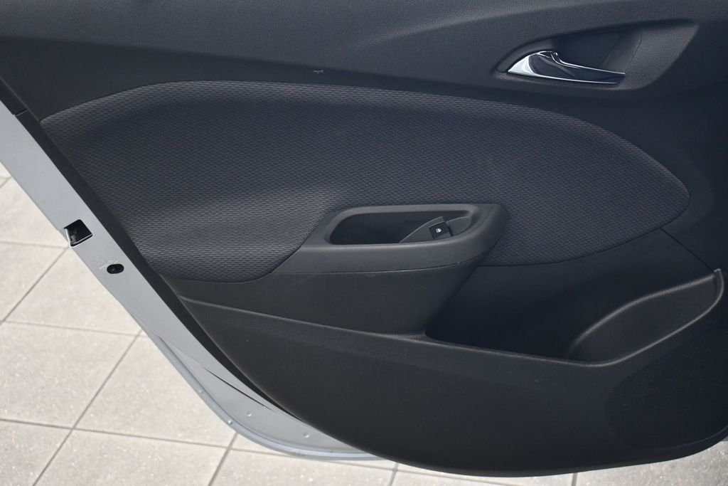 Used 2017 Arctic Blue Chevrolet LT image 27