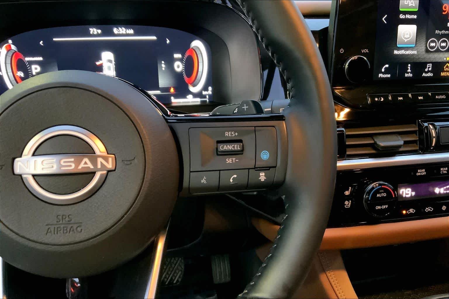 Used 2025 Boulder Gray Pearl Nissan Platinum image 23