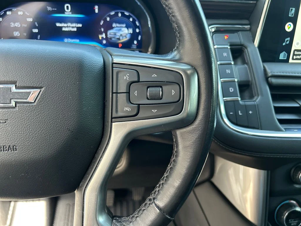 Used 2022 White Chevrolet Z71 image 23