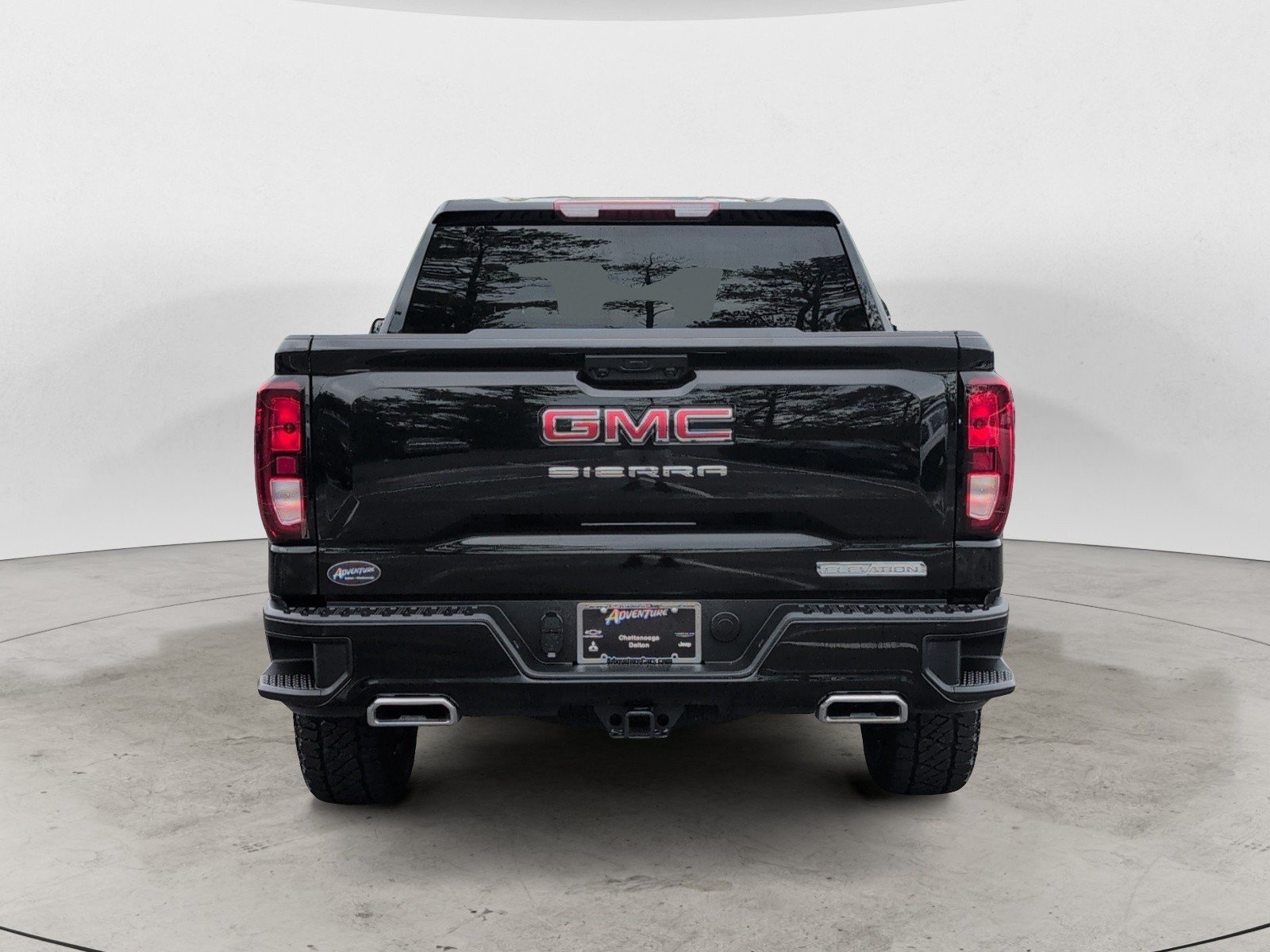 Used 2026 Onyx Black GMC Elevation image 4