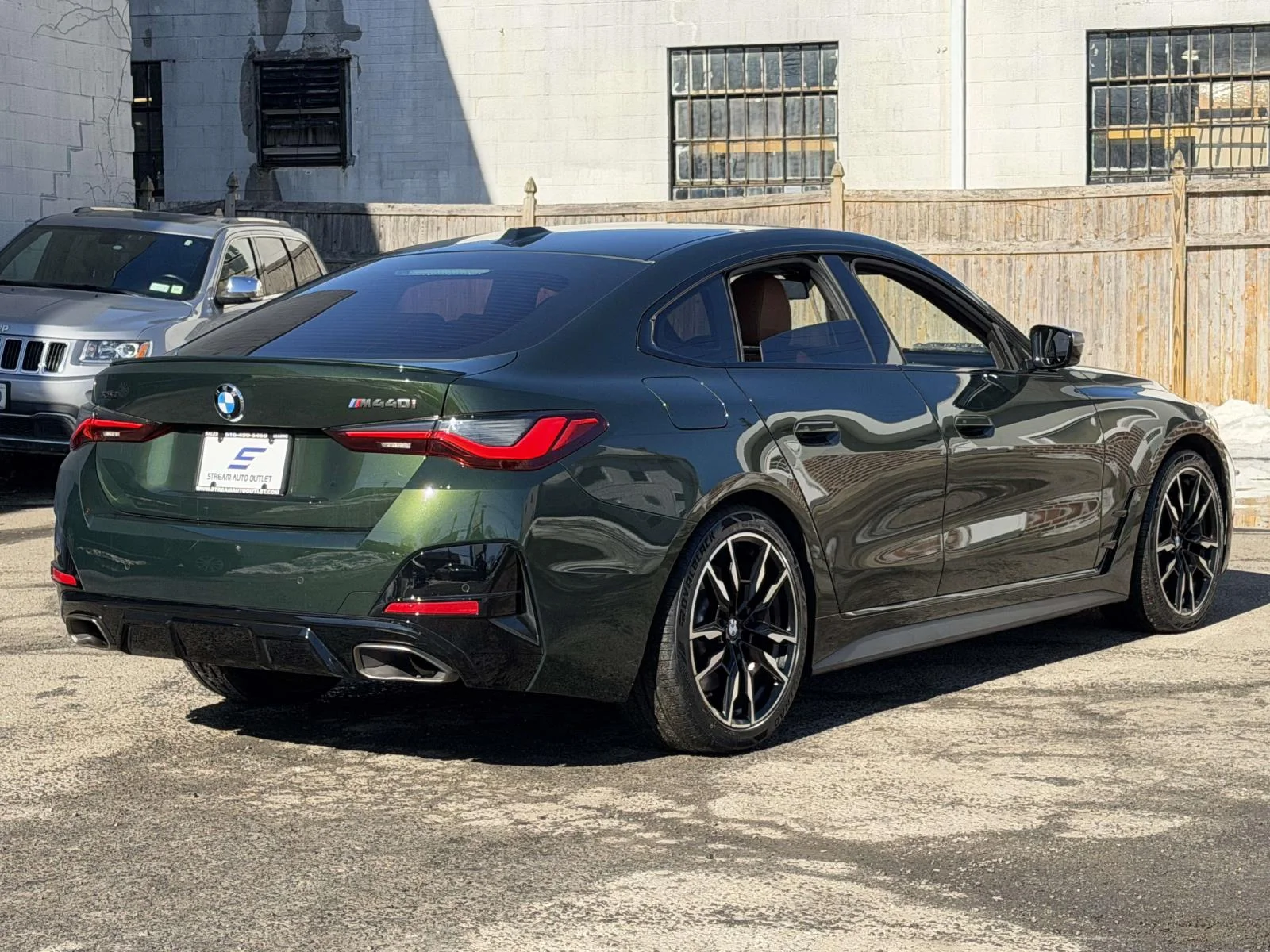 Used 2024 Green BMW M440i xDrive image 7