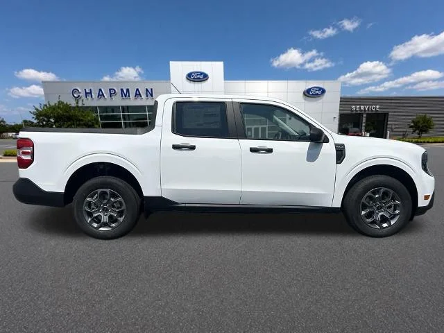 New 2026 Oxford White Ford XLT image 6