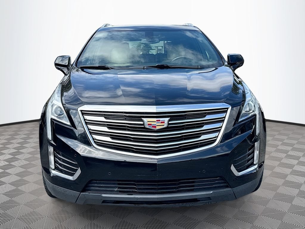 Used 2018 Cadillac XT5 Luxury with VIN 1GYKNCRS5JZ137491 for sale in West Park, FL