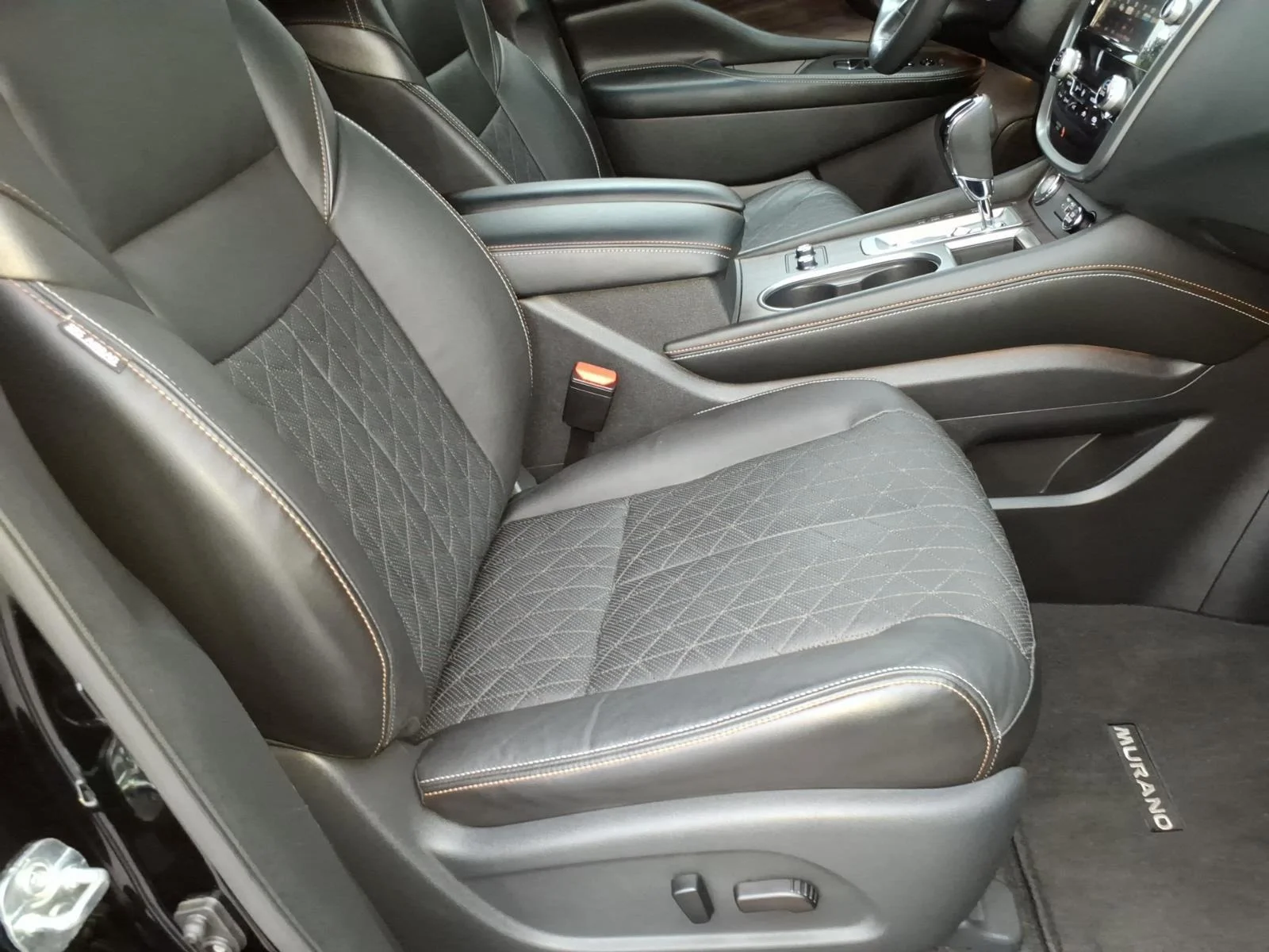 Used 2023 Super Black Nissan Platinum image 19