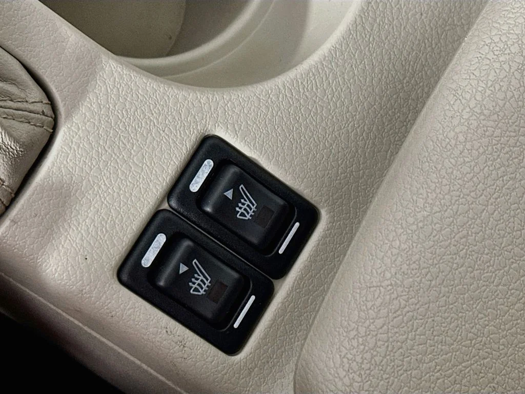 Used 2011 Obsidian Black Pearl Subaru 2.5i image 19