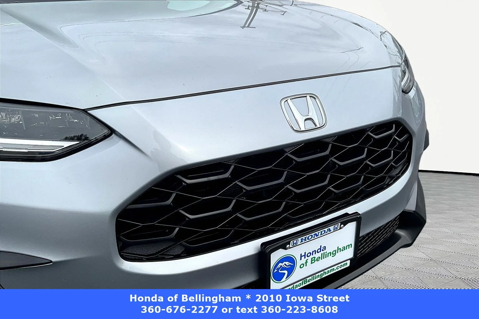 Certified Used 2025 Lunar Silver Metallic Honda AWD LX image 62