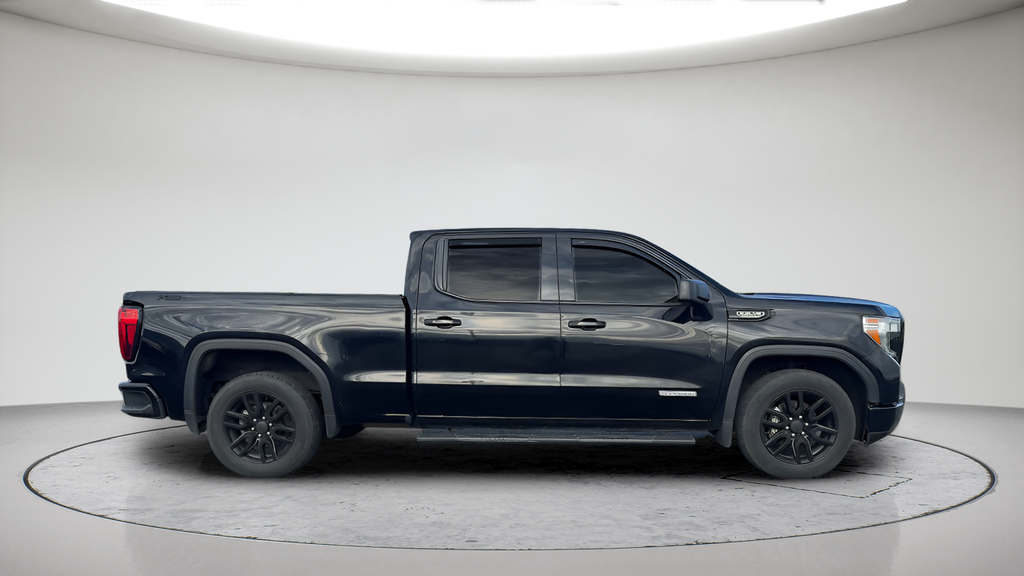 Used 2021 Black GMC Elevation image 4