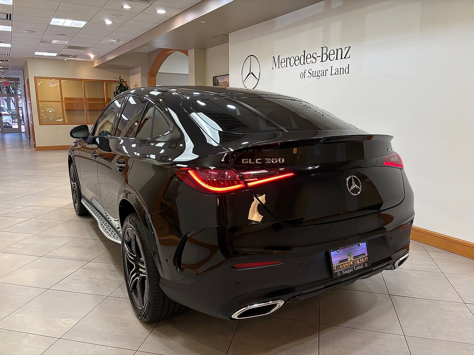 New 2027 Black Mercedes-Benz GLC 300 image 3