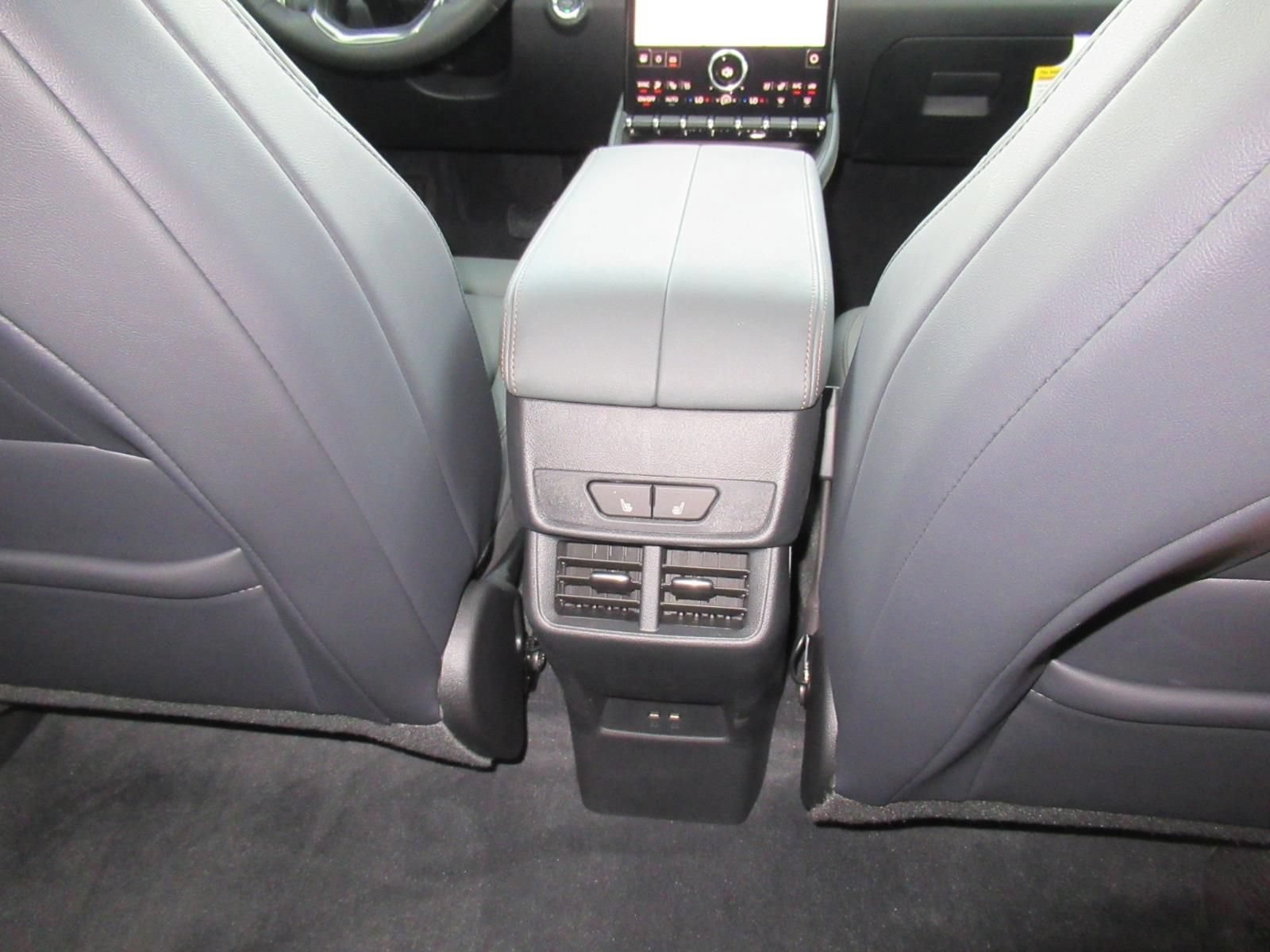2027 GMC Terrain AT4 - Photo 30