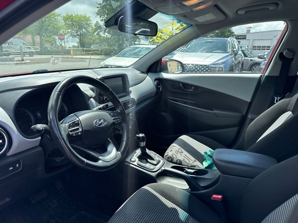 Used 2021 Red Hyundai SEL image 9