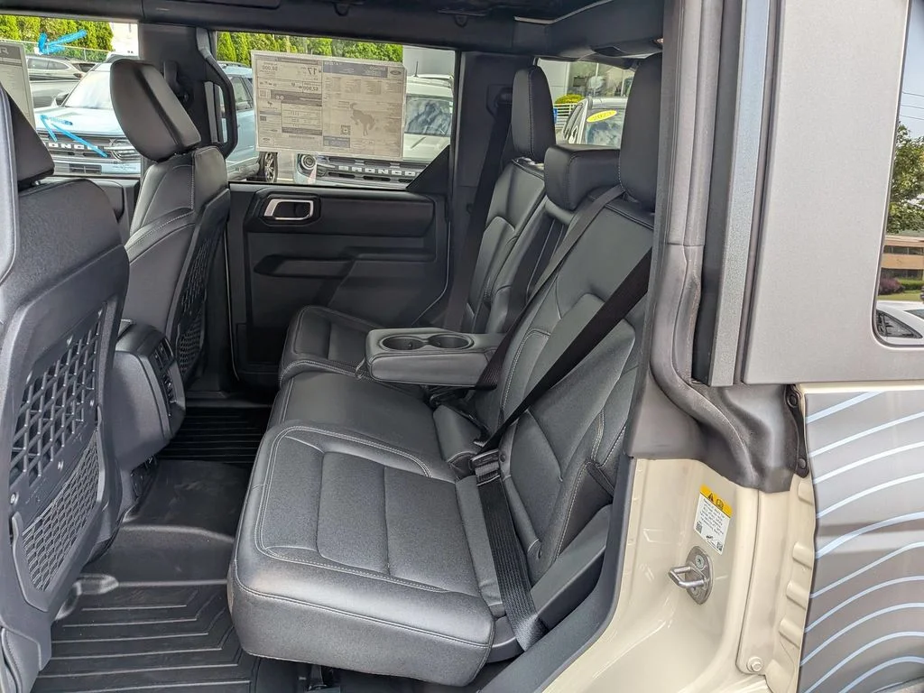 New 2026 Desert Sand Ford Badlands® image 11