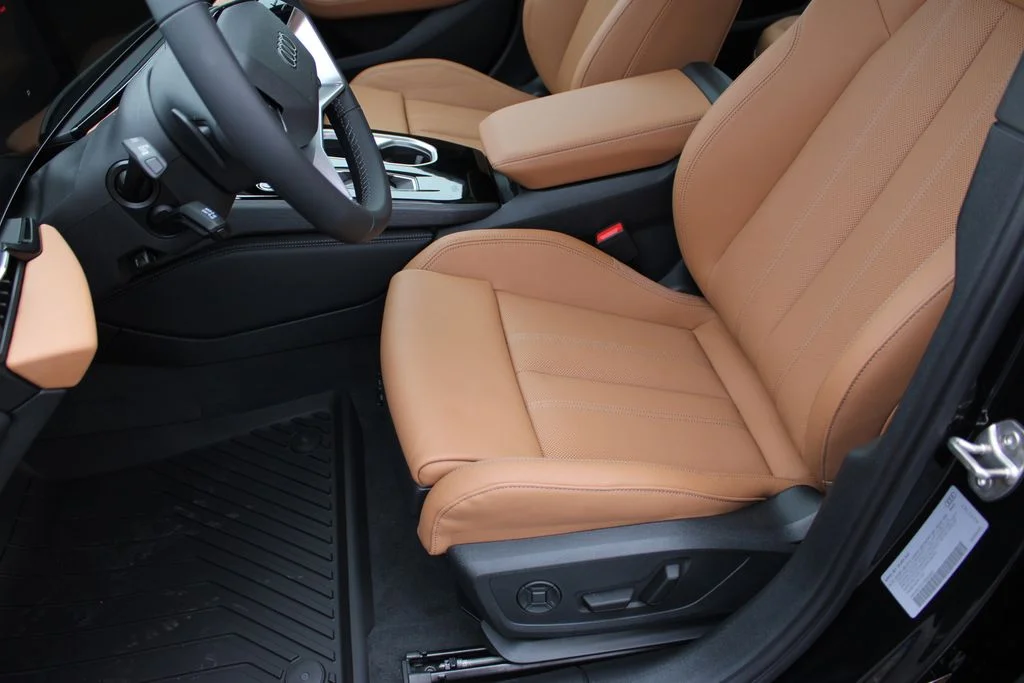 Used 2026 Green Metallic Audi Premium Plus image 22